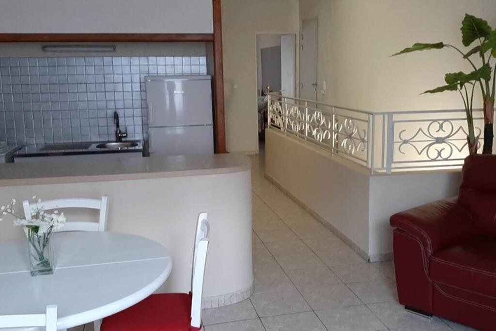 Maison De Village 60M2 Pratique Et Confortable La Palme Esterno foto